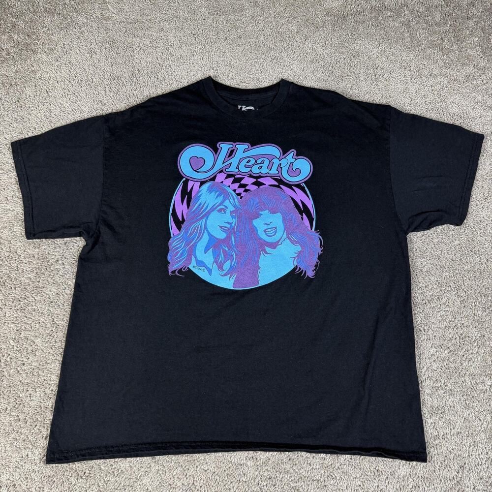 Heart Shirt Mens 2XL Black Tour 2025 Graphic Crew Neck Cotton Music Relaxed Fit